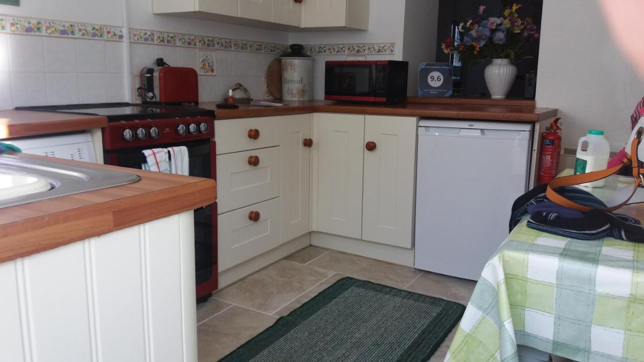 Pen Llyn Quarryman'S Cottage Trefor  Экстерьер фото