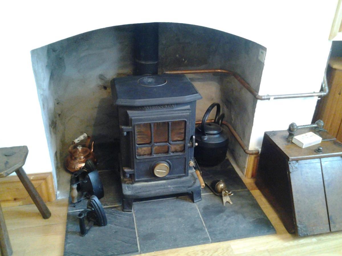 Pen Llyn Quarryman'S Cottage Trefor  Экстерьер фото